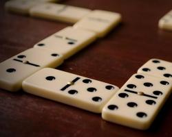 How to play dominoes: basic rules and recommendations